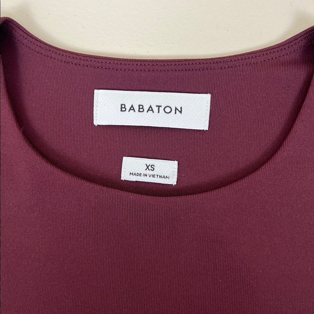 NWT Aritzia Babaton Women’s Contour Crew Long Sleeve Rich Maroon Size XS - Picture 5 of 9